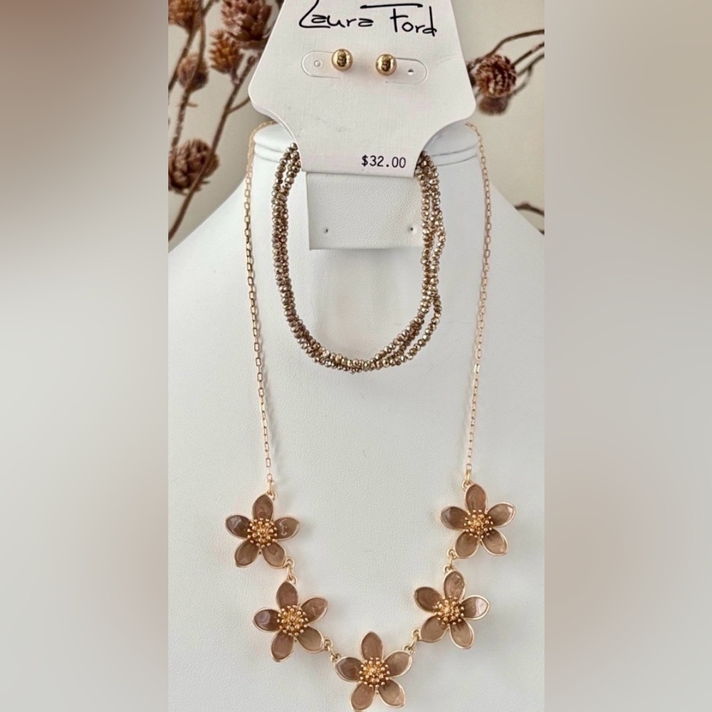 Laura Ford Choker Enamel Dark tan dimension floral,stretch bracelet,post earring